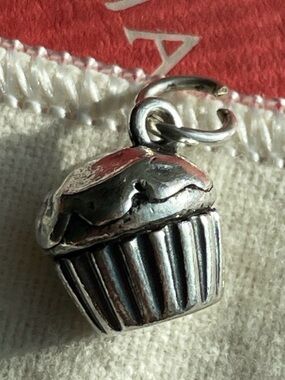 Sterling James Avery Silver Cupcake Charm Pendant - Silver